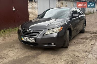Седан Toyota Camry 2007 в Києві