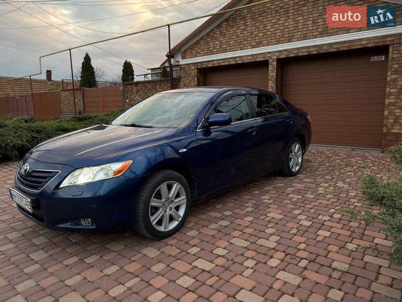 Седан Toyota Camry 2008 в Одессе