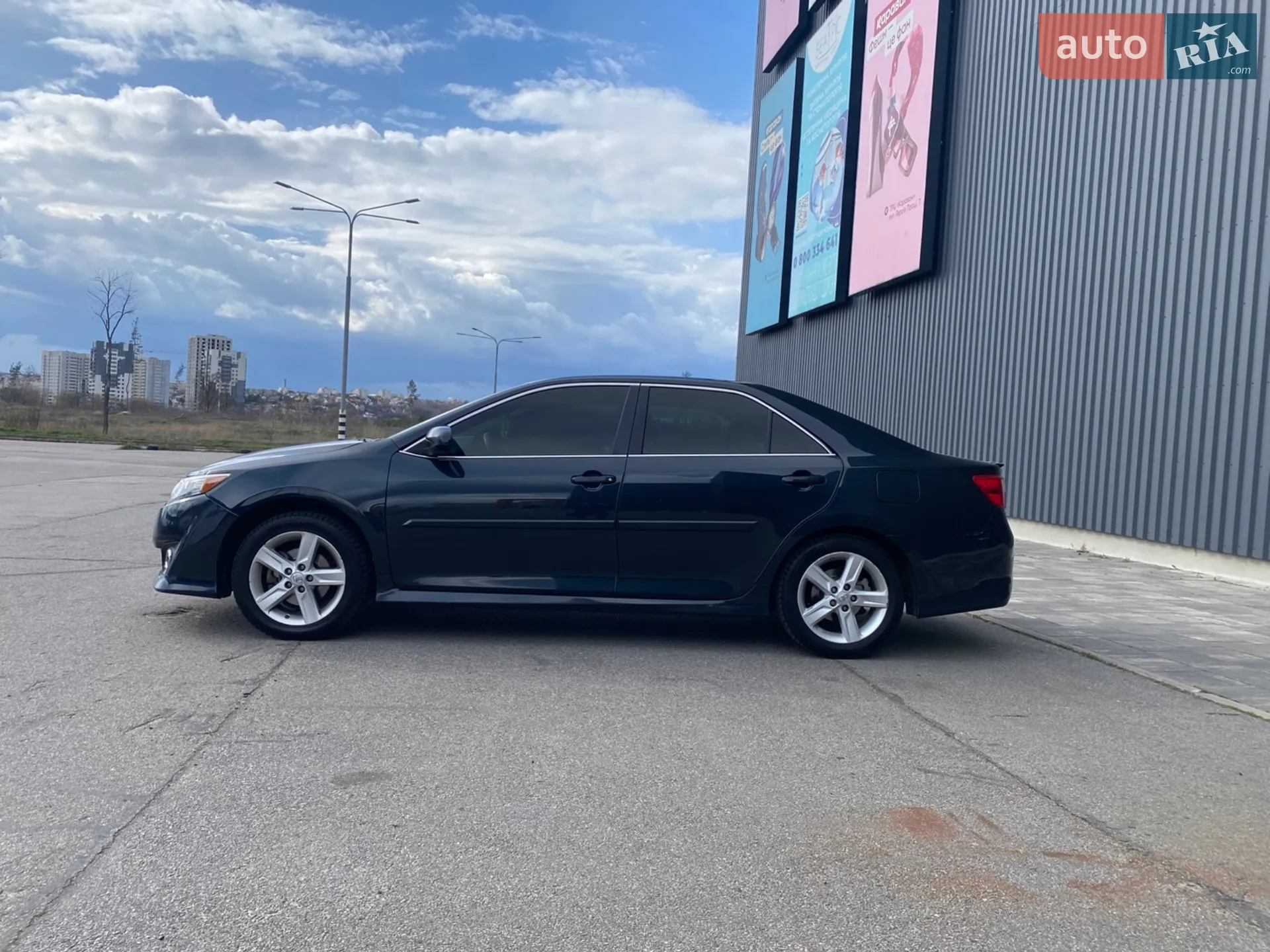 2014 Toyota Camry - мініатюра 2