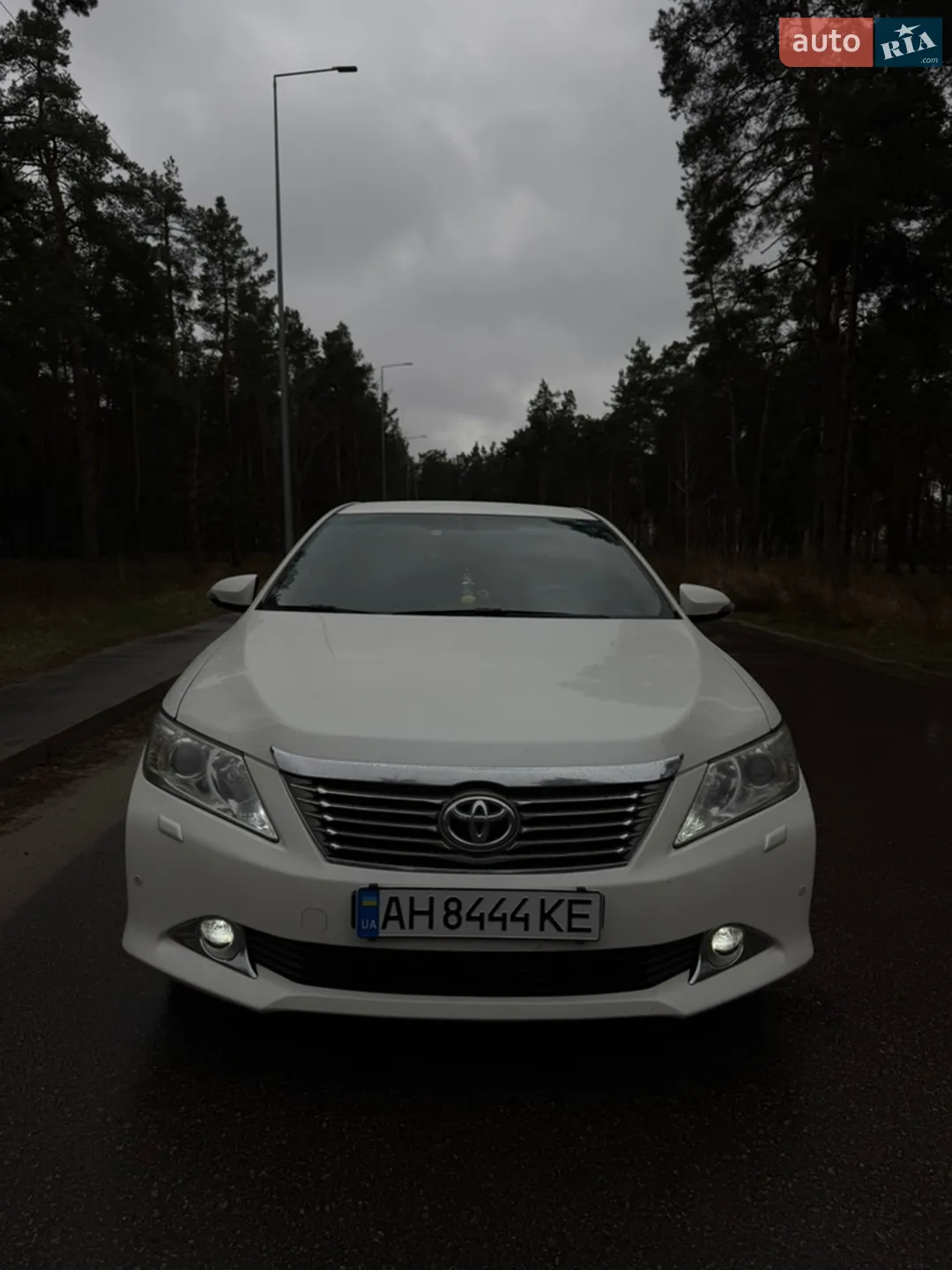2012 Toyota Camry - фото 1