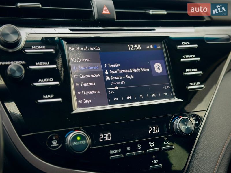 Седан Toyota Camry 2020 в Києві