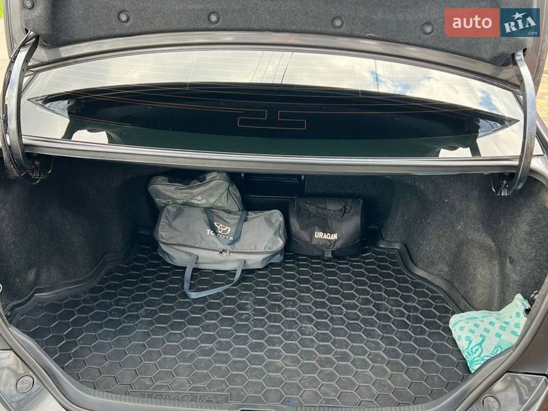 Седан Toyota Camry 2014 в Раздельной