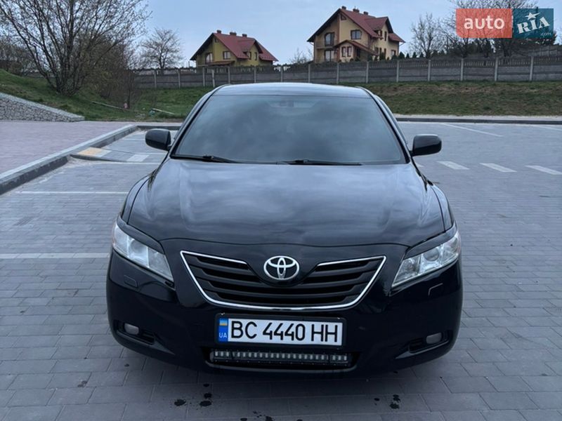 Седан Toyota Camry 2007 в Мостиске