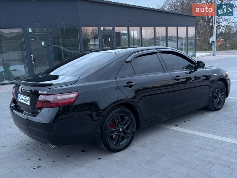 Седан Toyota Camry 2007 в Мостиске