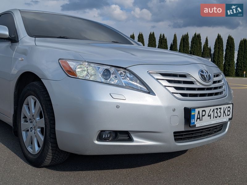 Седан Toyota Camry 2007 в Києві