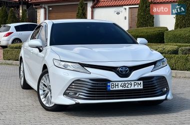 Седан Toyota Camry 2019 в Одесі