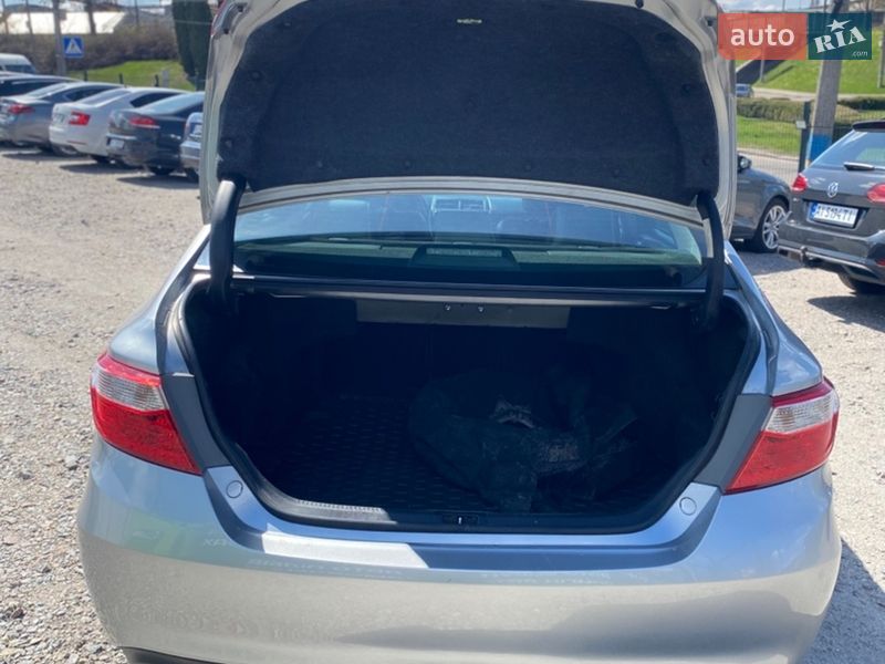 Седан Toyota Camry 2015 в Белой Церкви