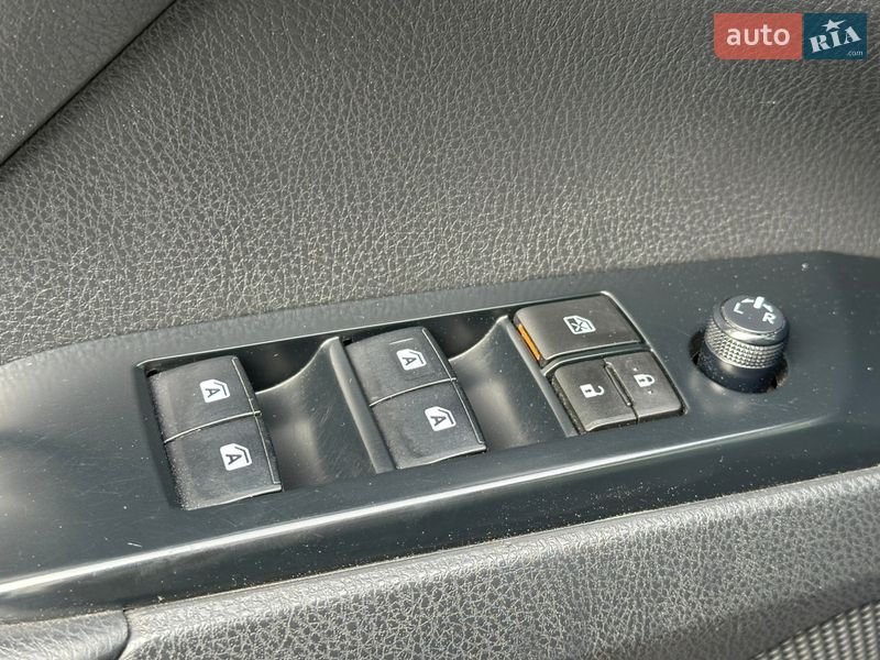 Седан Toyota Camry 2018 в Ровно фото 23 Седан Toyota Camry 2018 в Ровно