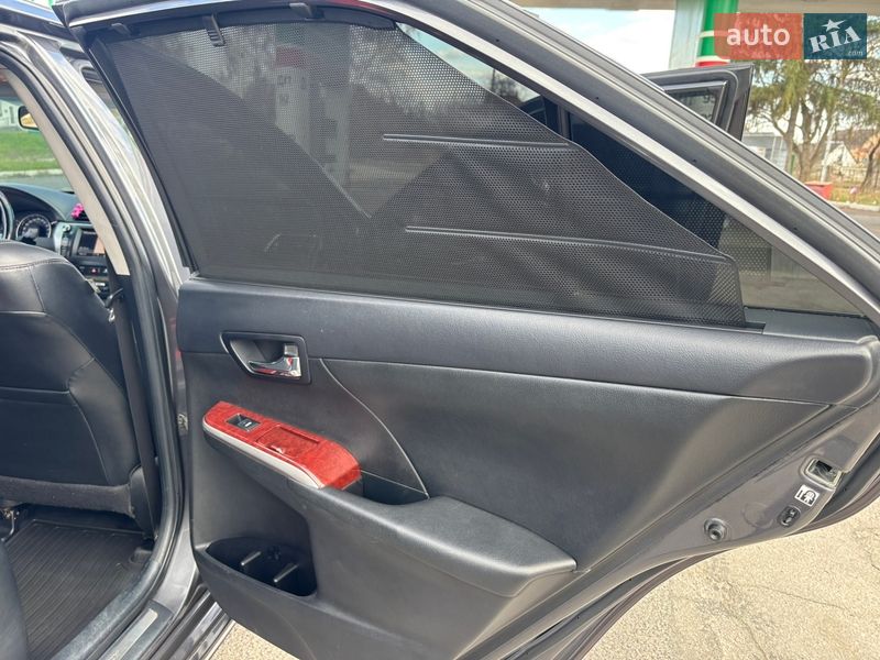 Седан Toyota Camry 2011 в Гадяче