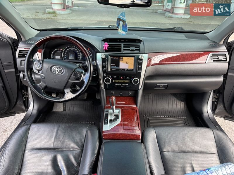 Седан Toyota Camry 2011 в Гадяче