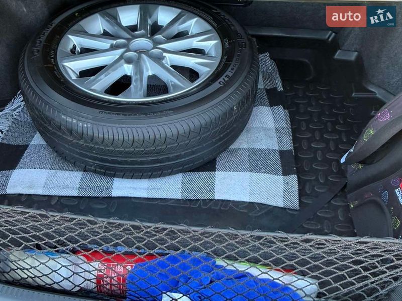 Седан Toyota Camry 2015 в Борисполе фото 15 Седан Toyota Camry 2015 в Борисполе