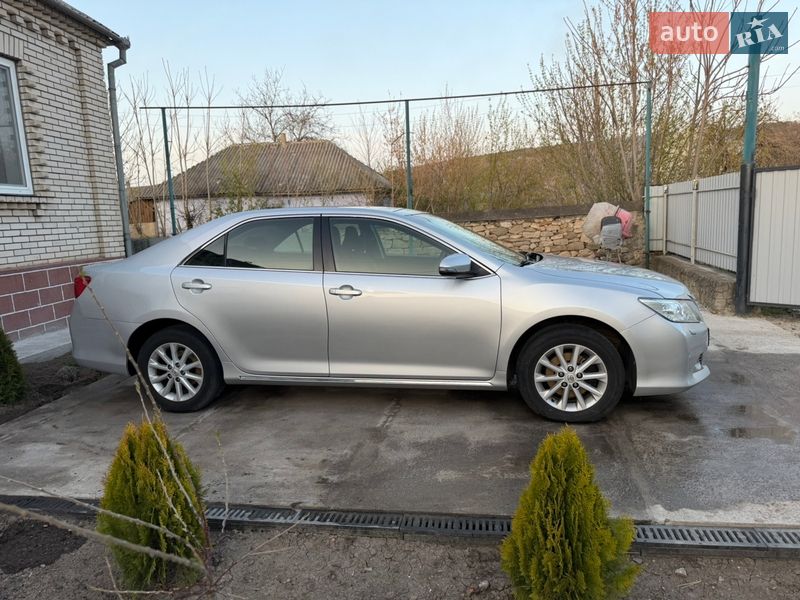 Седан Toyota Camry 2011 в Ямполе фото 13 Седан Toyota Camry 2011 в Ямполе