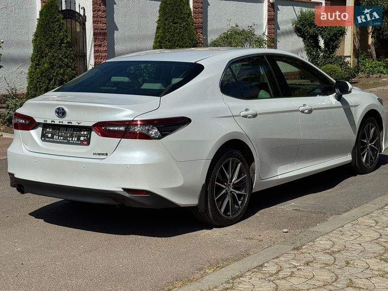 Седан Toyota Camry 2021 в Одессе