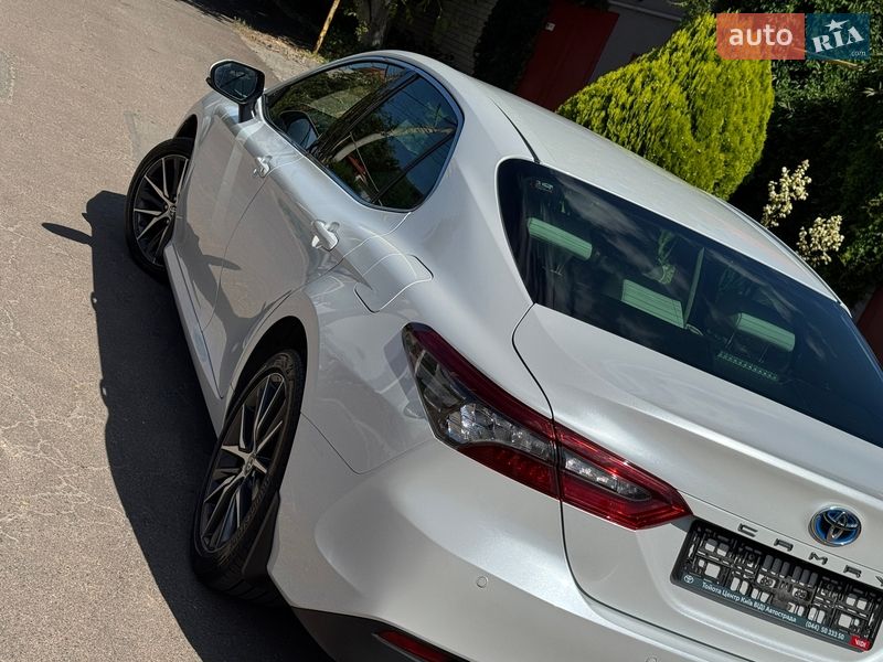 Седан Toyota Camry 2021 в Одессе