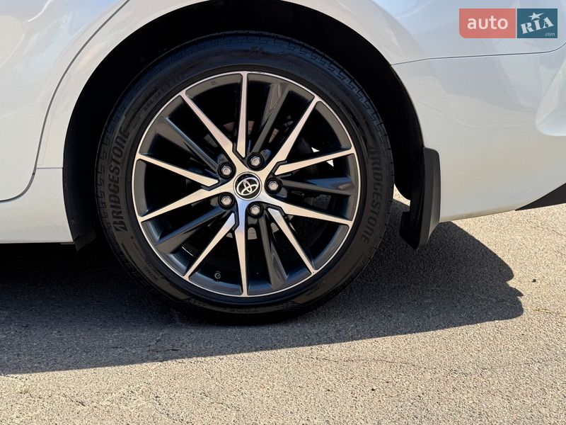 Седан Toyota Camry 2021 в Одессе