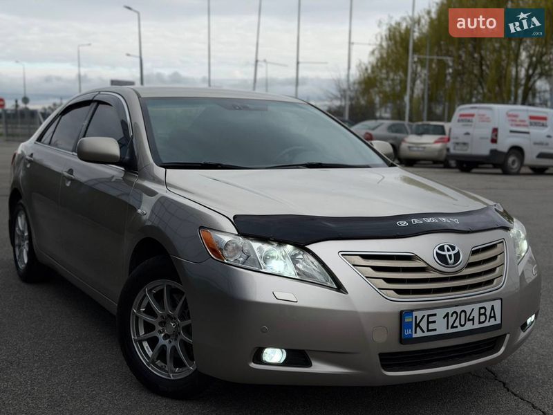 Седан Toyota Camry 2008 в Дніпрі