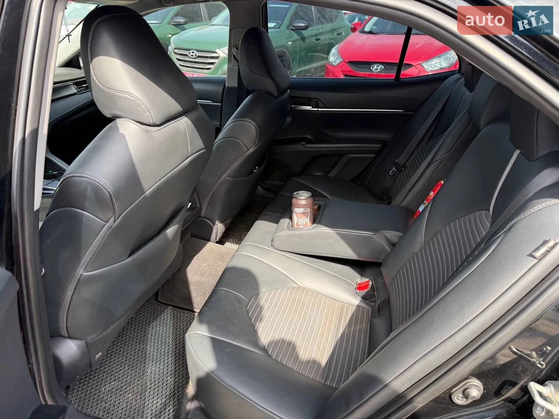 2019 Toyota Camry - мініатюра 25