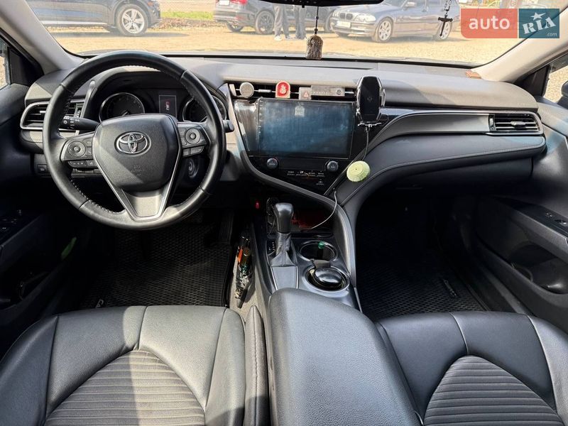 Седан Toyota Camry 2019 в Коломые