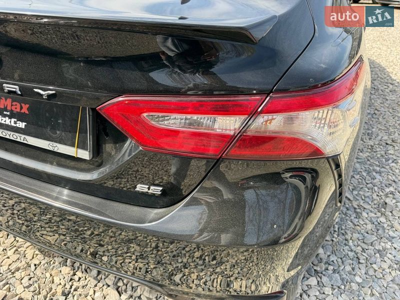 Седан Toyota Camry 2019 в Коломые