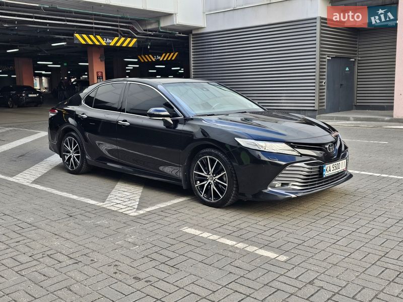 Седан Toyota Camry 2019 в Киеве фото 4 Седан Toyota Camry 2019 в Киеве