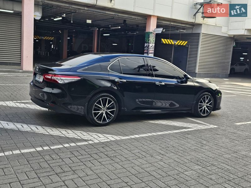 Седан Toyota Camry 2019 в Киеве фото 7 Седан Toyota Camry 2019 в Киеве