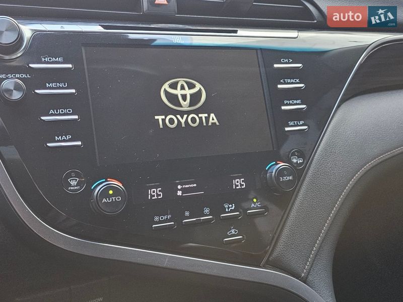 Седан Toyota Camry 2019 в Киеве фото 41 Седан Toyota Camry 2019 в Киеве