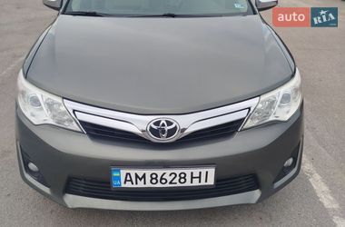 Седан Toyota Camry 2013 в Житомире