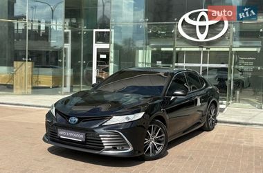 Седан Toyota Camry 2021 в Києві