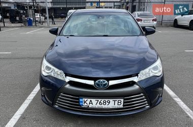 Седан Toyota Camry 2015 в Киеве