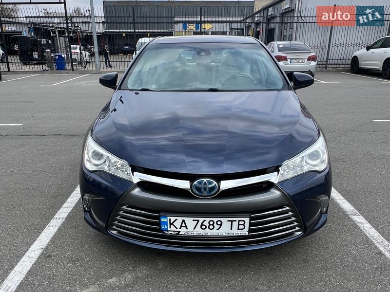 Toyota Camry 2015