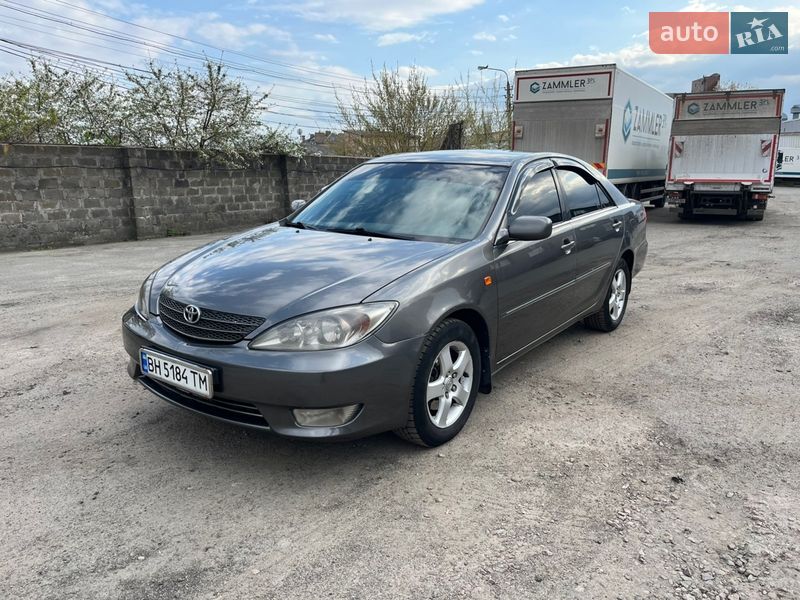 Toyota Camry 2003
