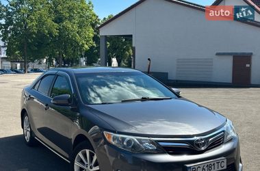 Седан Toyota Camry 2012 в Києві