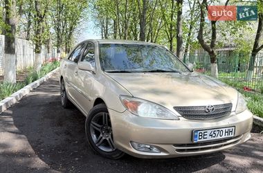 Седан Toyota Camry 2004 в Теплодарі