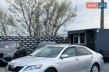 Седан Toyota Camry 2008 в Киеве