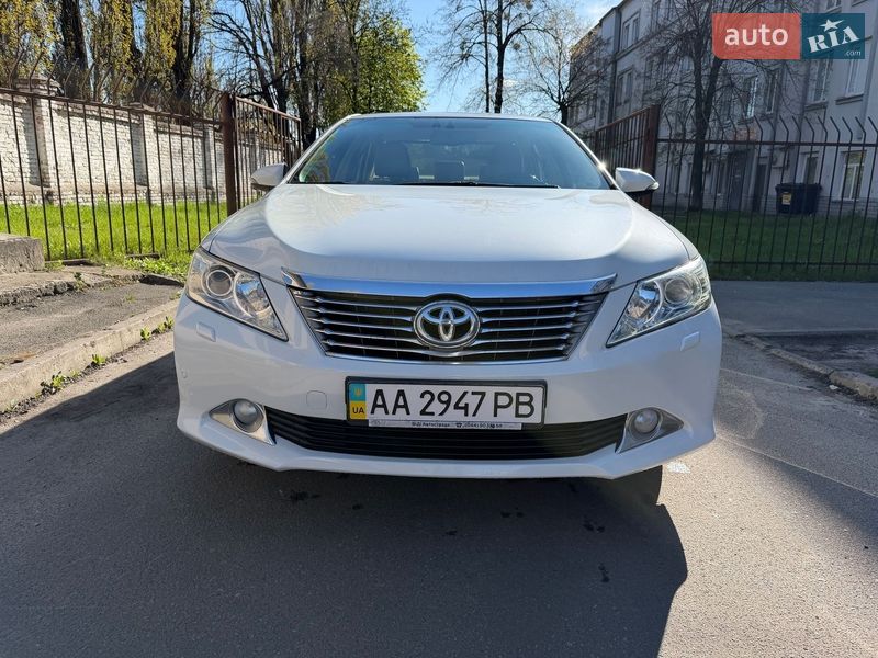 Toyota Camry 2011
