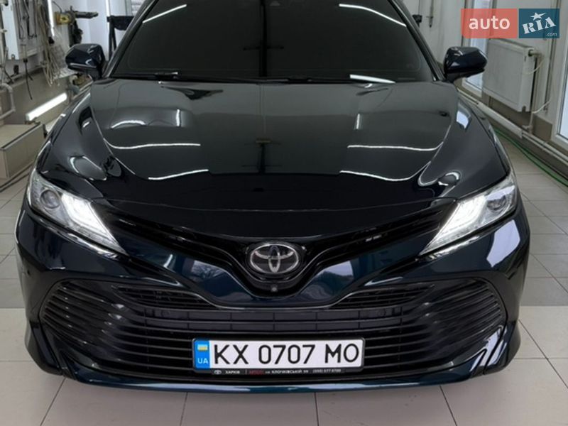Toyota Camry 2018