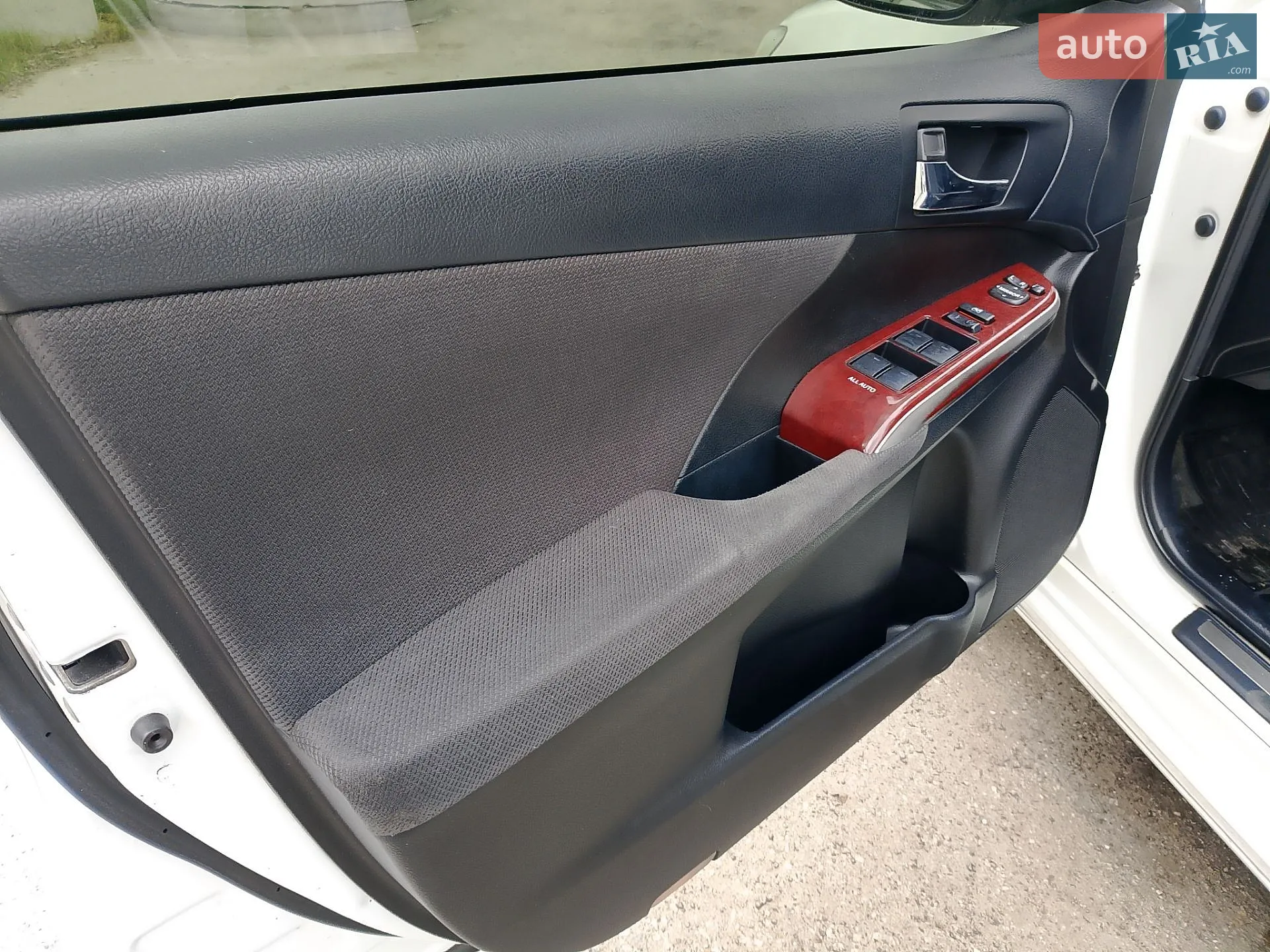 2011 Toyota Camry - мініатюра 19