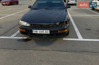 Седан Toyota Camry 1991 в Киеве
