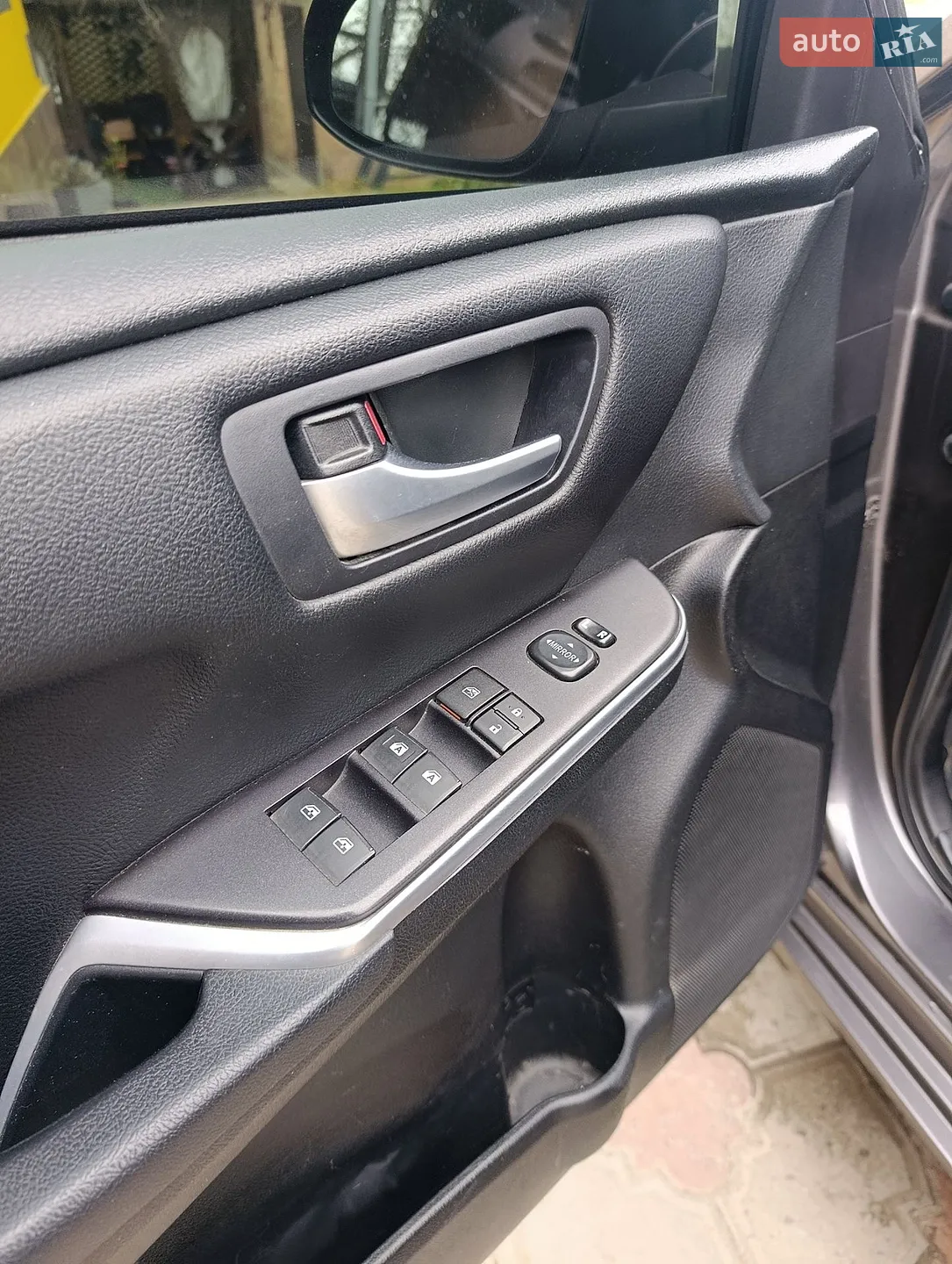 2015 Toyota Camry - мініатюра 16