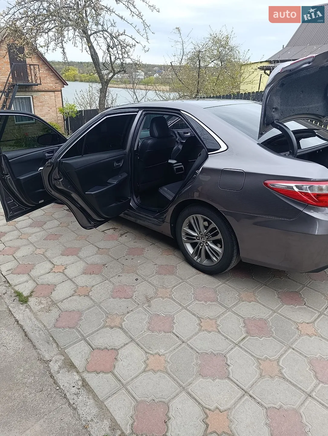 2015 Toyota Camry - мініатюра 8