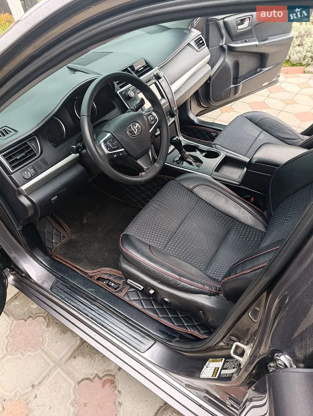 2015 Toyota Camry - мініатюра 35