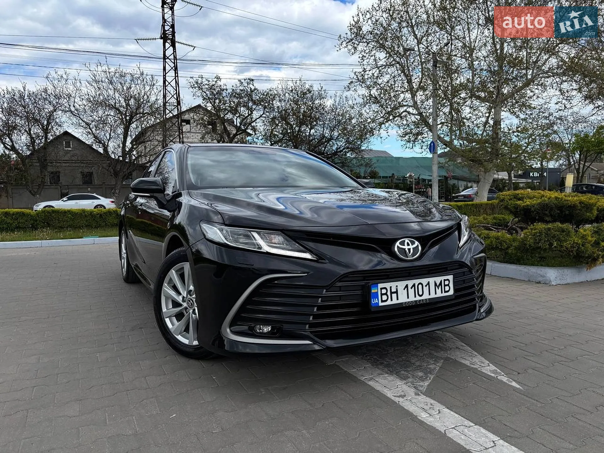 2021 Toyota Camry - мініатюра 3