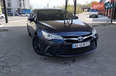 Седан Toyota Camry 2015 в Дніпрі