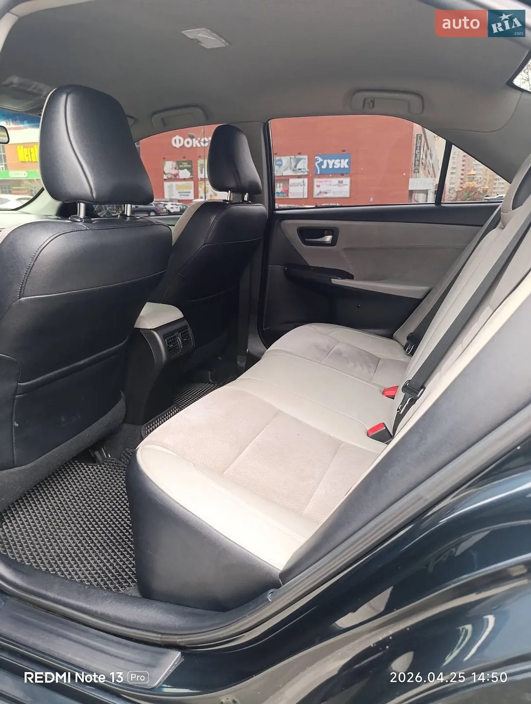 2014 Toyota Camry - мініатюра 3
