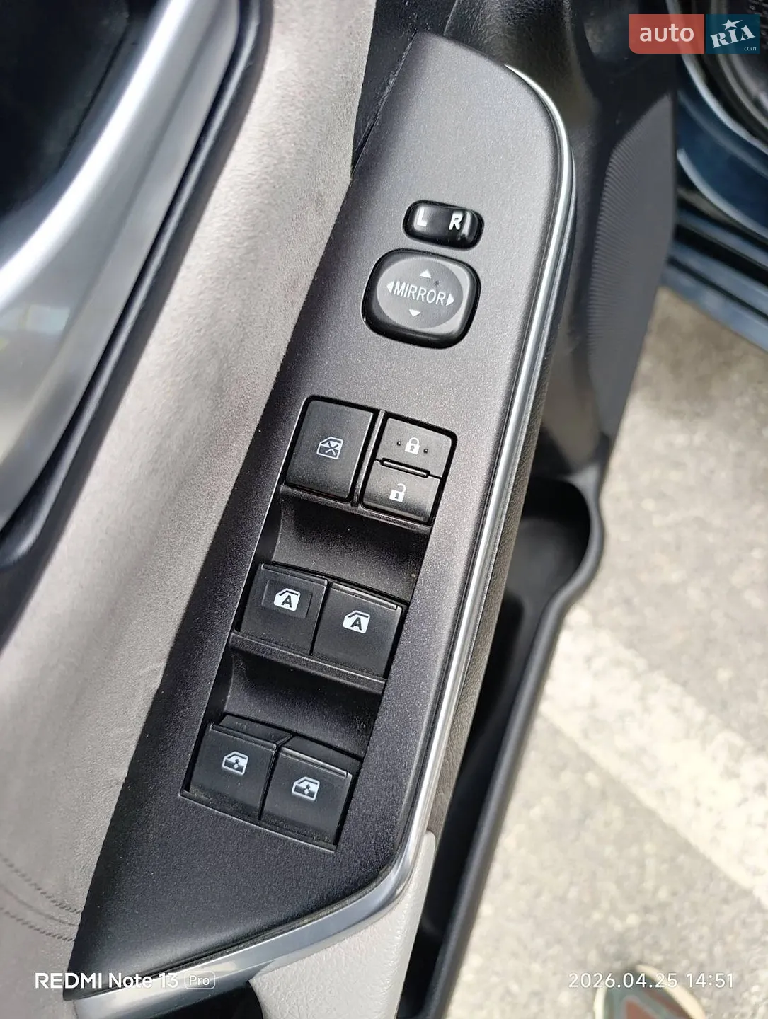 2014 Toyota Camry - мініатюра 10