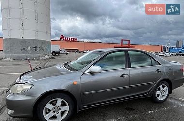 Седан Toyota Camry 2001 в Киеве