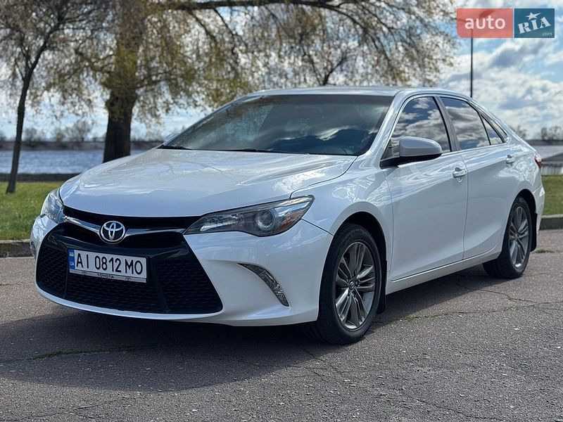 Toyota Camry 2016