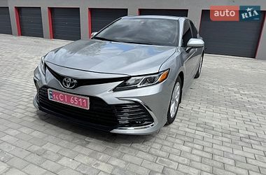 Седан Toyota Camry 2023 в Борщеві