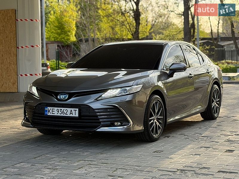 Toyota Camry 2023