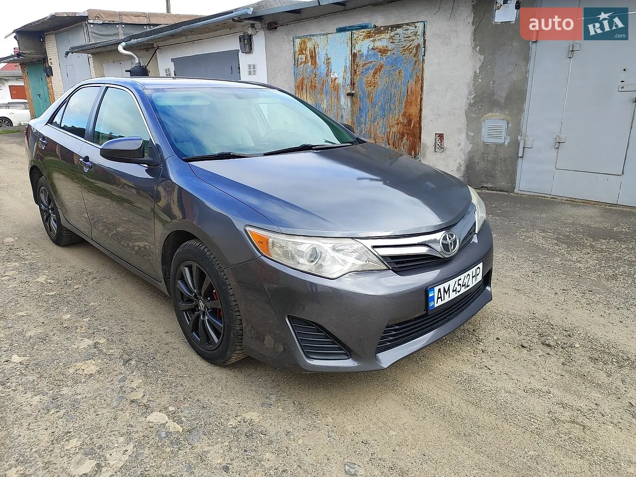 2013 Toyota Camry - мініатюра 18